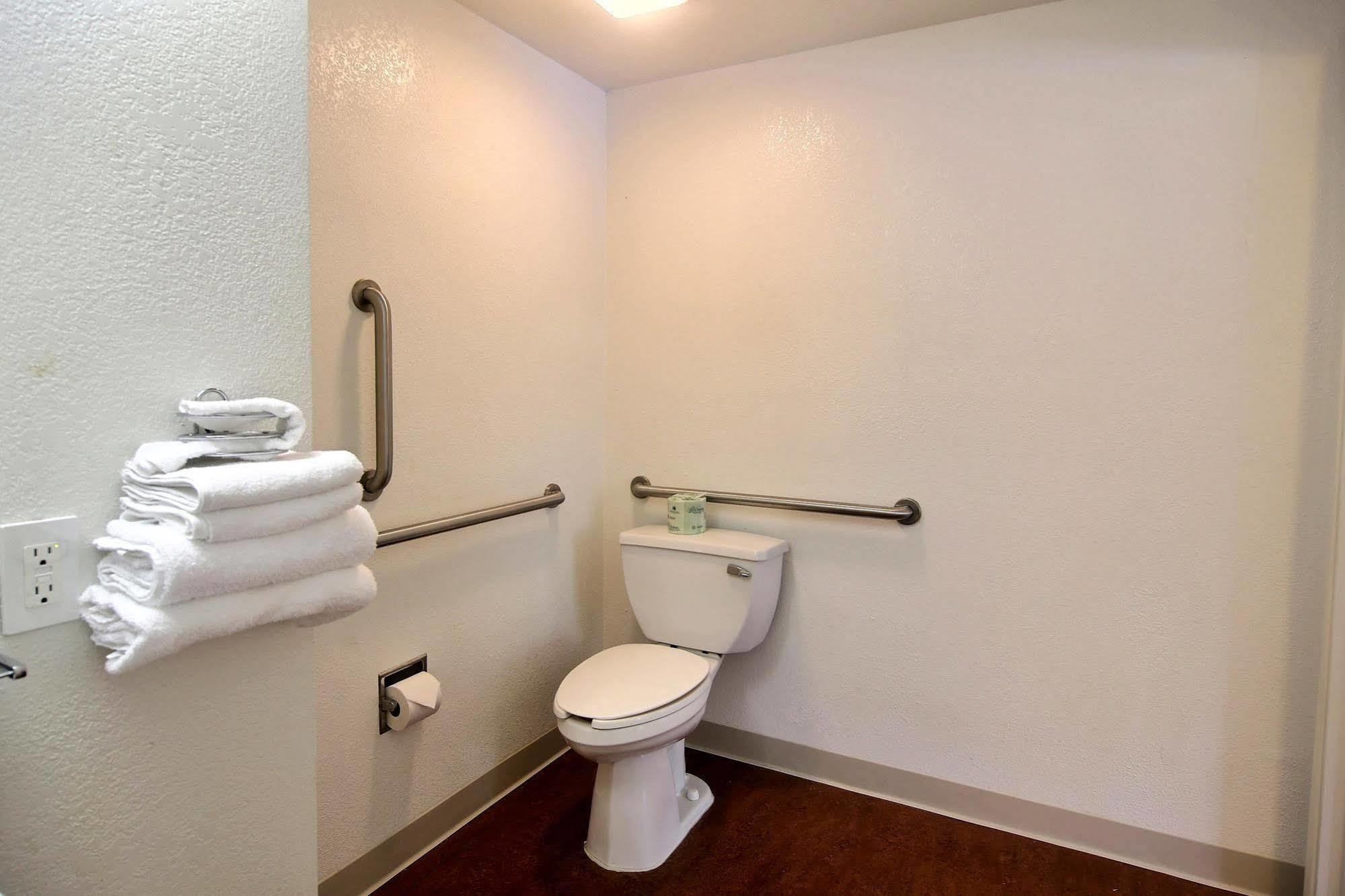 Motel 6 Palm Bay Luaran gambar