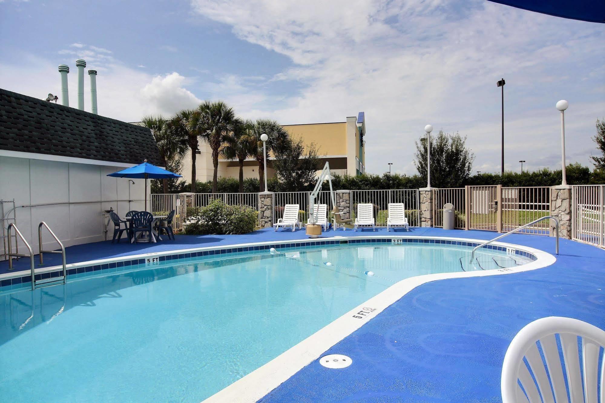Motel 6 Palm Bay Luaran gambar